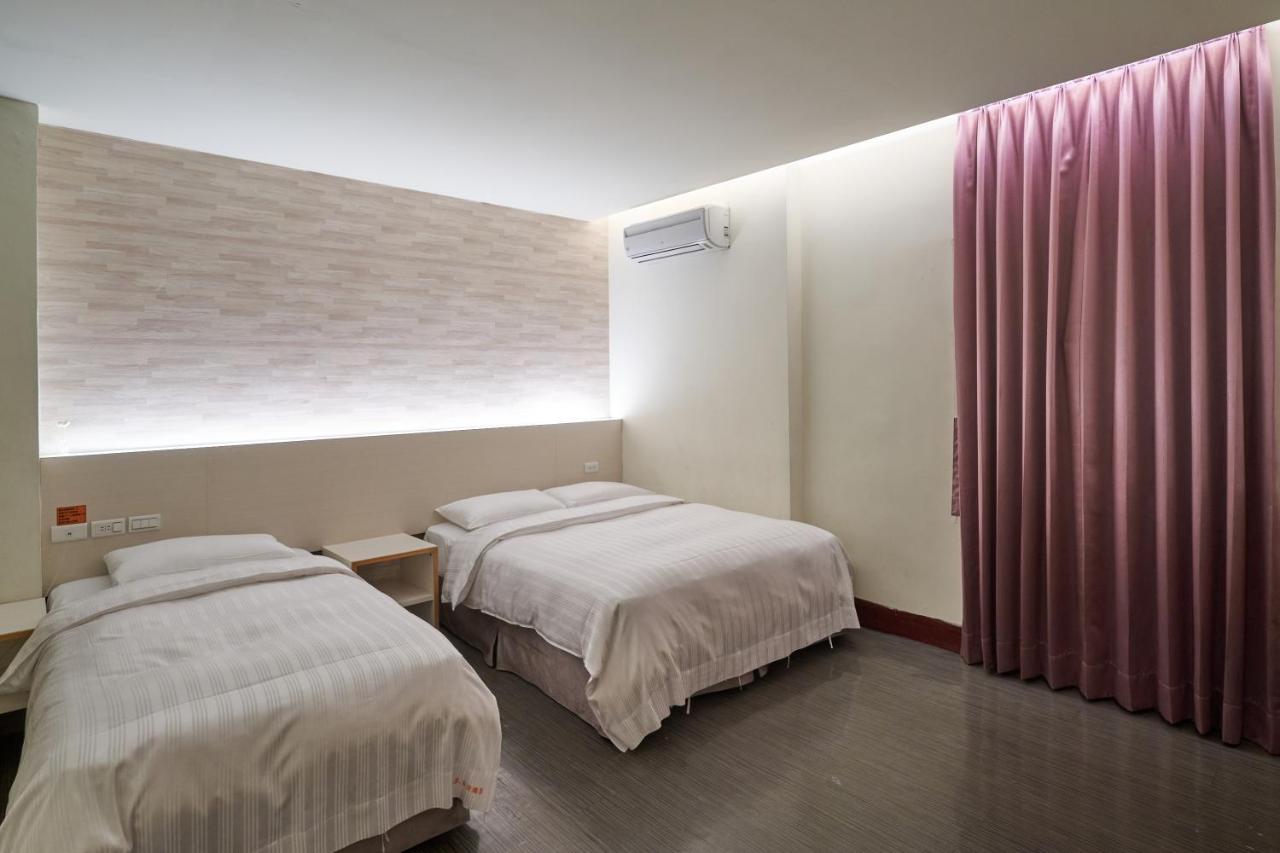 Yung An Business Hotel Dounan Екстериор снимка