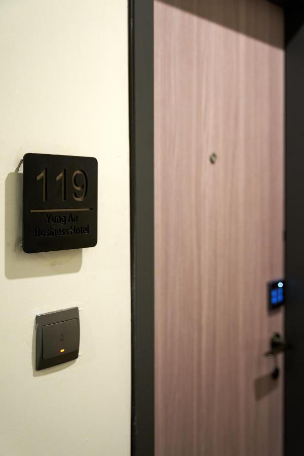 Yung An Business Hotel Dounan Екстериор снимка